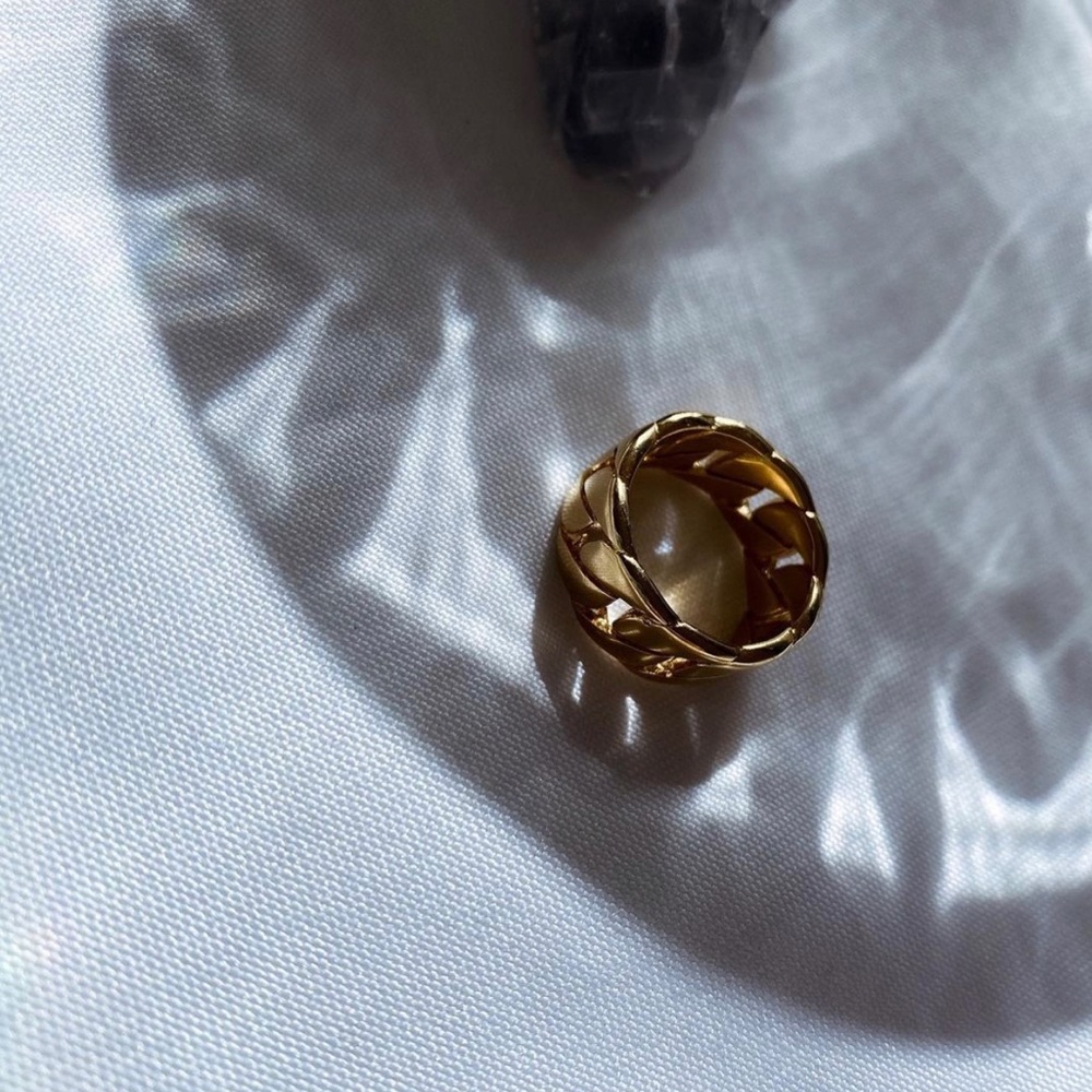 Ring